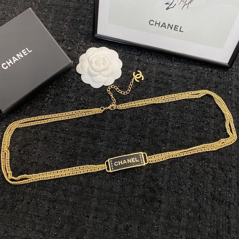 Ch**el waist chain